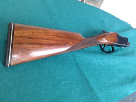  Buenas tardes, pongo en venta la escopeta de un amigo

Browning B25 modelo de caza

Culata inglesa
Monogatillo 02