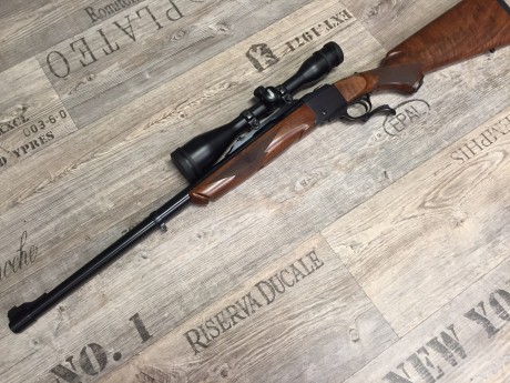 Hola, Busco Rifle Monotiro de la Marca RUGER Nº 1, en calibre 222, 243 ó 22-250, Preferentemente los dos 02
