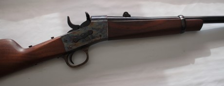 Vendo Carabina Rolling Block Star Calibre .357 en estado impecable. 

El arma se encuentra en Cádiz. Precio 01