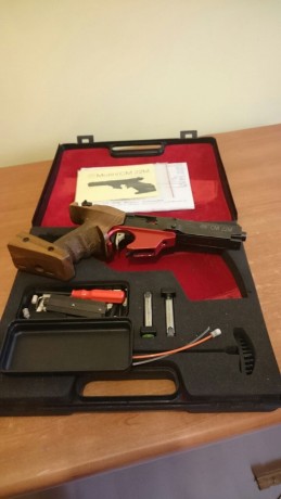 Vendo Morini CM 22  por falta de uso. No me lena el 22 lr. Cacha mediana.
Esta en perfecto estado por 00