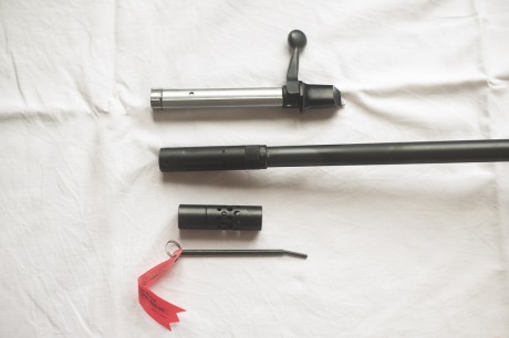 vendo este rifle, enseñado en las fotos con especificaciónes siguientes:
Browning A-Bolt Match 1000 Eclipse 01