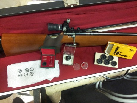 Vendo Carabina ANSCHÜTZ Match 64 Cal. 22LR con Diopter, estuche rígido y demás accesorios. Esta en perfecto 01