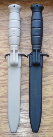 Hola, buenas. He comprado un nuevo cuchillo Glock y veo que los marcajes con el logo de la marca son distintos 21