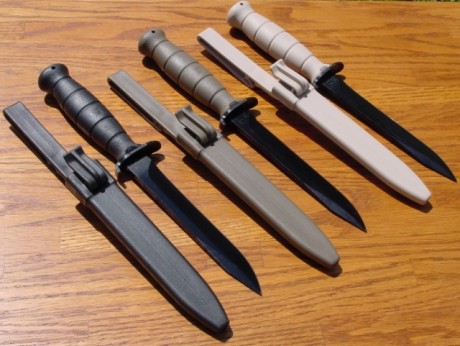 Hola, buenas. He comprado un nuevo cuchillo Glock y veo que los marcajes con el logo de la marca son distintos 62
