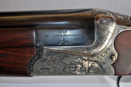 ¡Buenos días compañeros!
Un amigo vende por exceso de armas, esta impecable escopeta de caza superpuesta 11