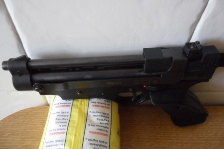 Hola, vendo esta pistola Cometa Indian cal. 4.5, negra, en muy buen estado general y funcionando perfectamente.
Pido 00