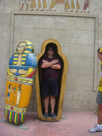  Ya que diversos foreros me han solicitado reabrir aquel viejo y exitoso hilo "Vernos las caras", 110