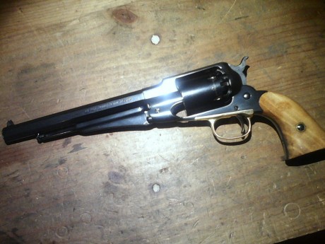  Hilo para colocar fotos, de esas armas de pólvora negra que tanto nos gustan y tenemos bien cuidadas, 140