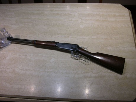 VENDO WINCHESTER DE AIRE "ERMA ELG 10" Monotiro, Calibre .177, en perfecto estado. Es un arma 02