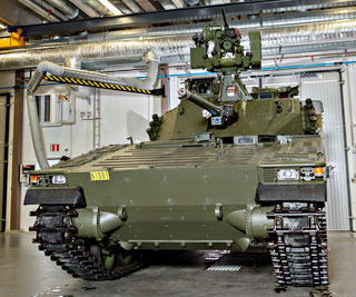 Las tripulaciones de los CV90 Daneses opinan sobre su uso, y una de las informaciones es referente a las 32