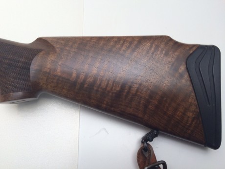 Hola a todos..
un amigo me pide que le anuncie este rifle para su venta...
Un Argo en 3006 como podeís 00