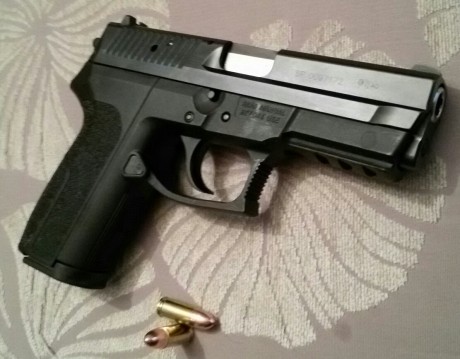    Hola Chic@s!

Vuelvo a poner a la venta esta magnífica y preciosa Sig Sauer SP2022 en Madrid.

Guiada 02