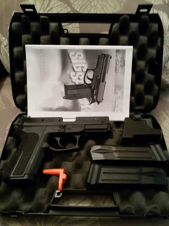    Hola Chic@s!

Vuelvo a poner a la venta esta magnífica y preciosa Sig Sauer SP2022 en Madrid.

Guiada 00