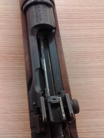 Un compañero pone a la venta este rifle fabricado por REMIGTON  en 1943 estado impecable , disparador 11