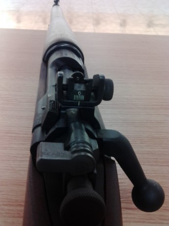 Un compañero pone a la venta este rifle fabricado por REMIGTON  en 1943 estado impecable , disparador 41