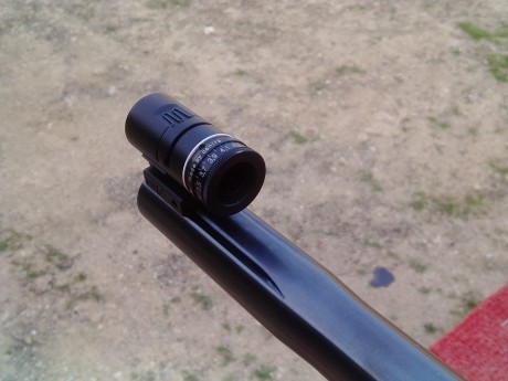 Un compañero me pide que ponga a la venta esta Carabina ANSCHUTZ 1913 SUPER MATCH , guiada hace seis meses,dispone 20