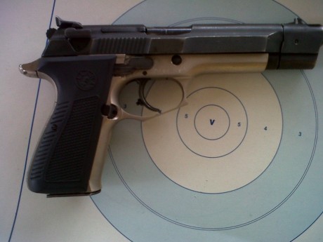 VENDO PISTOLA MONOTIRO TIPO ROLLING BLOCK UBERTI CALIBRE .357 MAGNUM
NUEVO A ESTRENAR
PRECIO DE VENTA 10
