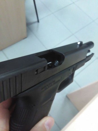 Vendo Glock 19 G3, con algunas mejoras, todas originales Glock; disparador, miras, extractor del cargador 00