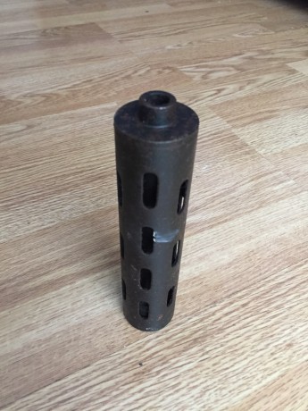 Hace unos días encontré por casualidad en una web extranjera un arma a la venta que hacía muchos años 141