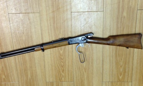 Un amigo vende este rifle tigre , telefono de contacto 630013999
rifle tigre 44-40 en perfecto estado 00