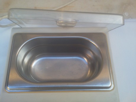 Hola.
Tengo esta maquina limpieza ultrasonidos.
Precio: 48, portes incluidos. 01