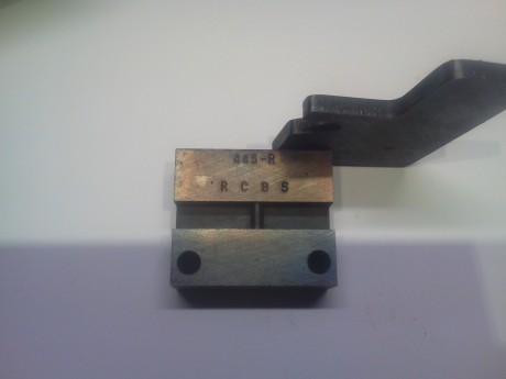Hola.
Vendo molde RCBS, calibre 445. Sin uso
60 Euros. portes incluidos 00