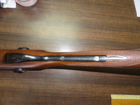 Un compañero del tiro, me ha pedido que le ponga a la venta esta escopeta de avancarga (No de cartuchos 12