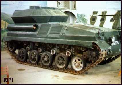 Como comente en el post sobre los M113 alemanes, que luego continuo con la familia Puma, en este caso, 00