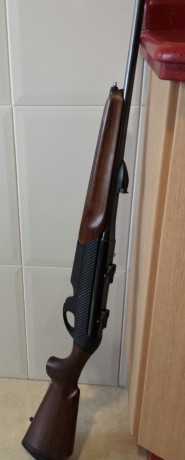 Hola buenas. Tengo un hk940 el cual tiene bastantes arañazos y desconchados del barniz. Me gustaria poder 90