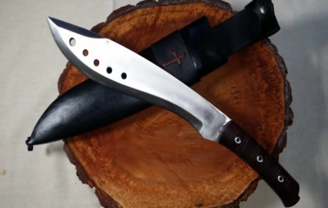  Vendo este gran cuchillo realizado artesanalmente en su totalidad. 

 mejor-cuchillo-supervivencia.jpg 50