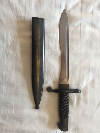 Se vende bayoneta para Mauser 1941 en perfecto estado de conservación 110 Euros. Se envía por agencia 01