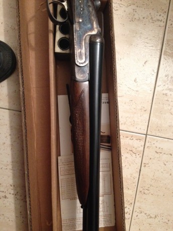 vendo escopeta zabala hermanos, ha salido 2 veces de caza y no ha tirado mas de 75 tiros asi que esta 11