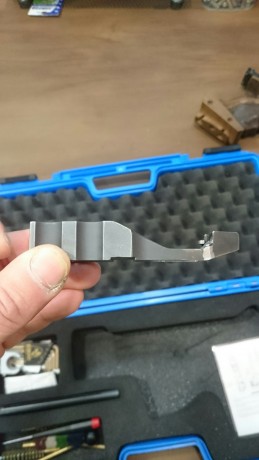Buenas,pues pongo a la venta una corredera de la match guns del 32,el modelo nuevo,esta soldada en un 01
