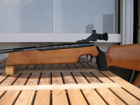 Buenos días.
Vendo una carabina Feinwerkbau 300S.
Está en perfecto estado de tiro, tiene cambiados muelles, 02