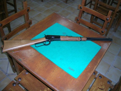 Un amigo y compañero de tiro vende rifle de palanca 357magnun / 38 Spl. modelo Rossi Puma el mas autentico 01