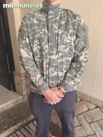  image.jpg  image.jpg Vendo chaquetas militares de EEUU originales y usadas en combate, en perfecto estado.
Tallas 00