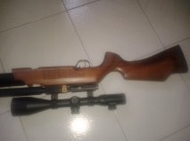 - Vendo Cometa Lynx calibre 6,35, absolutamente impecable, del año 2015, no ha tirado ni media caja de 02