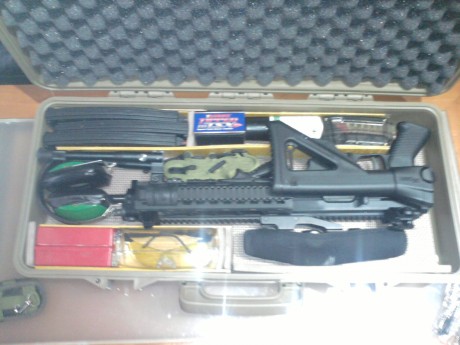 Hola,saco este nuevo tema,pues como yo,muchos de vosotros,amantes de las armas de corte tactico del 22,customizais,vestis,adornais 161