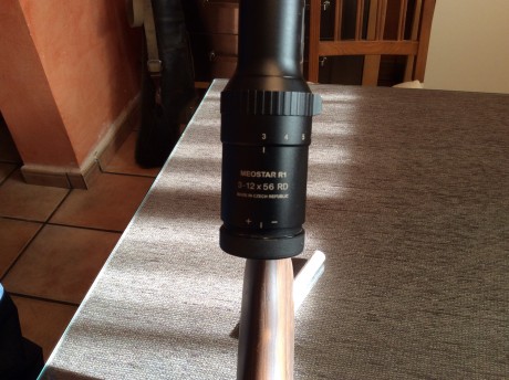 Vendo monotiro Bergara y visor Meopta Meostar con retícula iluminada 3-12 x 56. El rifle viene con rosca 02