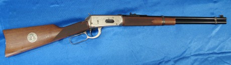 Fabricado por Winchester en 1979 en honor a Bat Masterson. Uno de los Sheriffs más famosos del Far West, 02