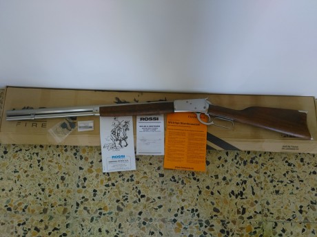 Rifle de palanca marca Rossi de Acero Ionxidable, calibre 45 Long Colt
 Cañon rayado de 24 pulgadas. Excelente 10