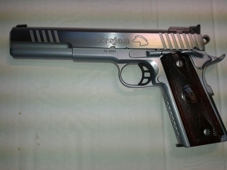 Buenas a todos, pues nada que otro compañero ha decidido, muy a su pesar vender su  STI Trojan cromada 00