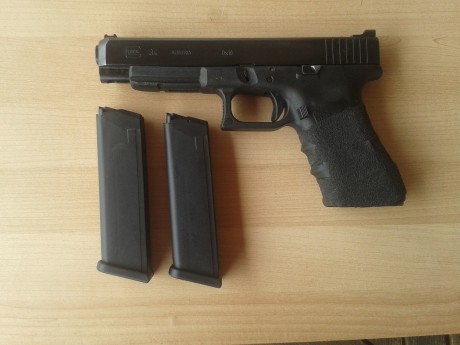 Vendo Glock 34

En perfecto estado, con dos  cargadores,  miras Warren Sevigny Competition , guión de 00