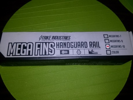 Hola compañeros, vendo guardamano flotante marca Strike Industries con sistema keymod.
Viene con todo 00