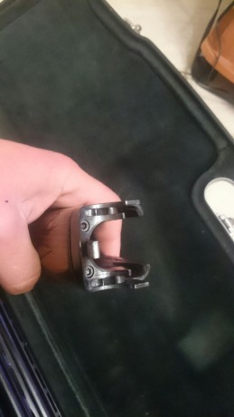Se vende Perazzi Mx8 trap, POLICHOQUE en el cañon de abajo, h guardamanos recién cambiada, muelles estractores 02