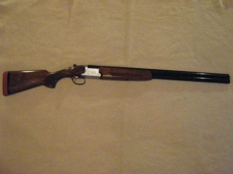 Vendo Escopetas... 
Remington Europa (Vincenzo Bernardelli), superpuesta, culata nogal, monogatillo, calibre 01