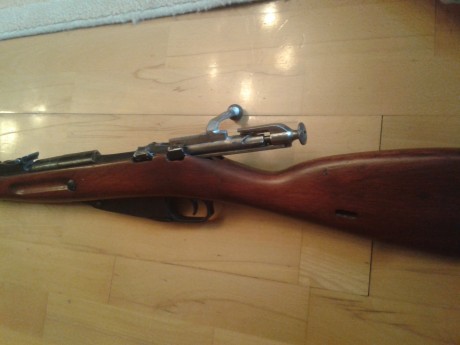 hola a todos, pues voy anunciar aquí mi mosin nagant original ruso, coinciden todos los numeros de serie 11