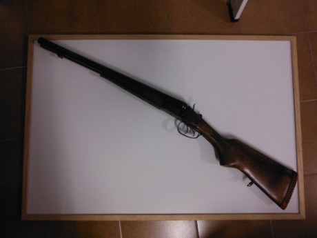 Vendo escopeta de perrillos Baikal 43kh con cañones cortos de 51cm por 200€  gastos de envío incluidos.
Saludos

 02