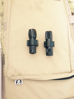 Hola companeros,
vendo:

 N1 Funda tactica color crema Marca Combat Zone Tactical- Cm 0,94X0,30.
N1 Bipode 31