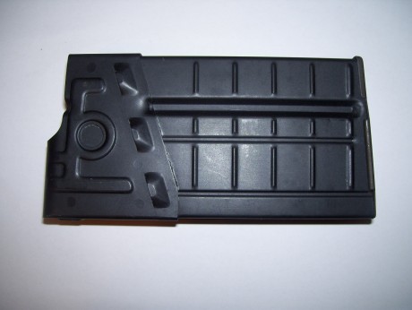 Hola 
vendo cargador para el fusil de asalto Aleman HK G3 en Aluminio , esta NUEVO SIN ESTRENAR 
valido 02